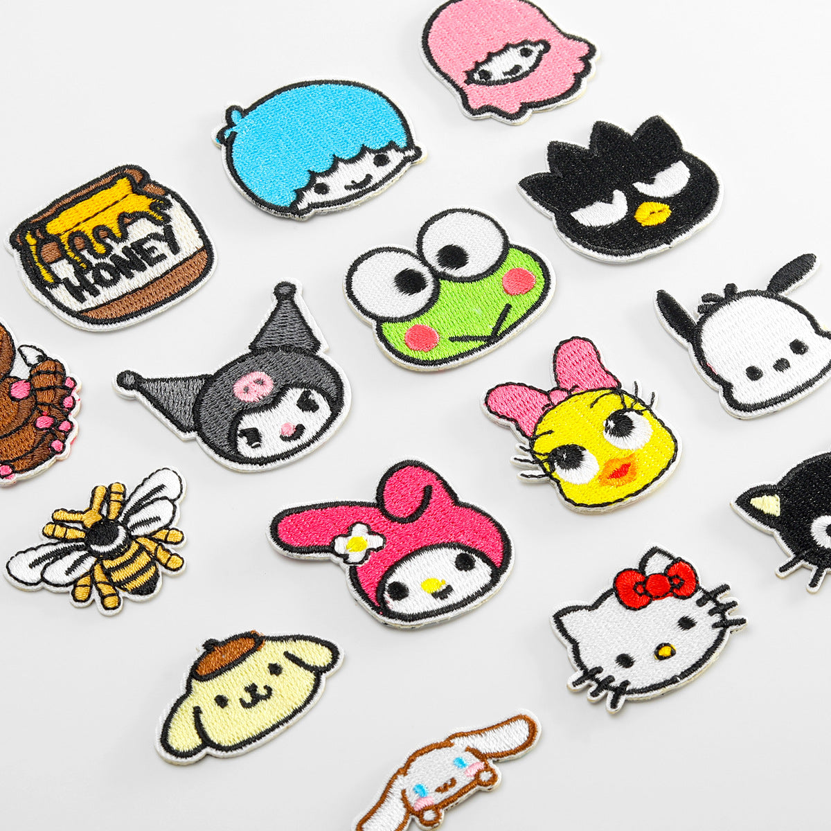 Wholesale DIY patchs Mini small cloth stickers  cartoon Puppy OLY Exclusive